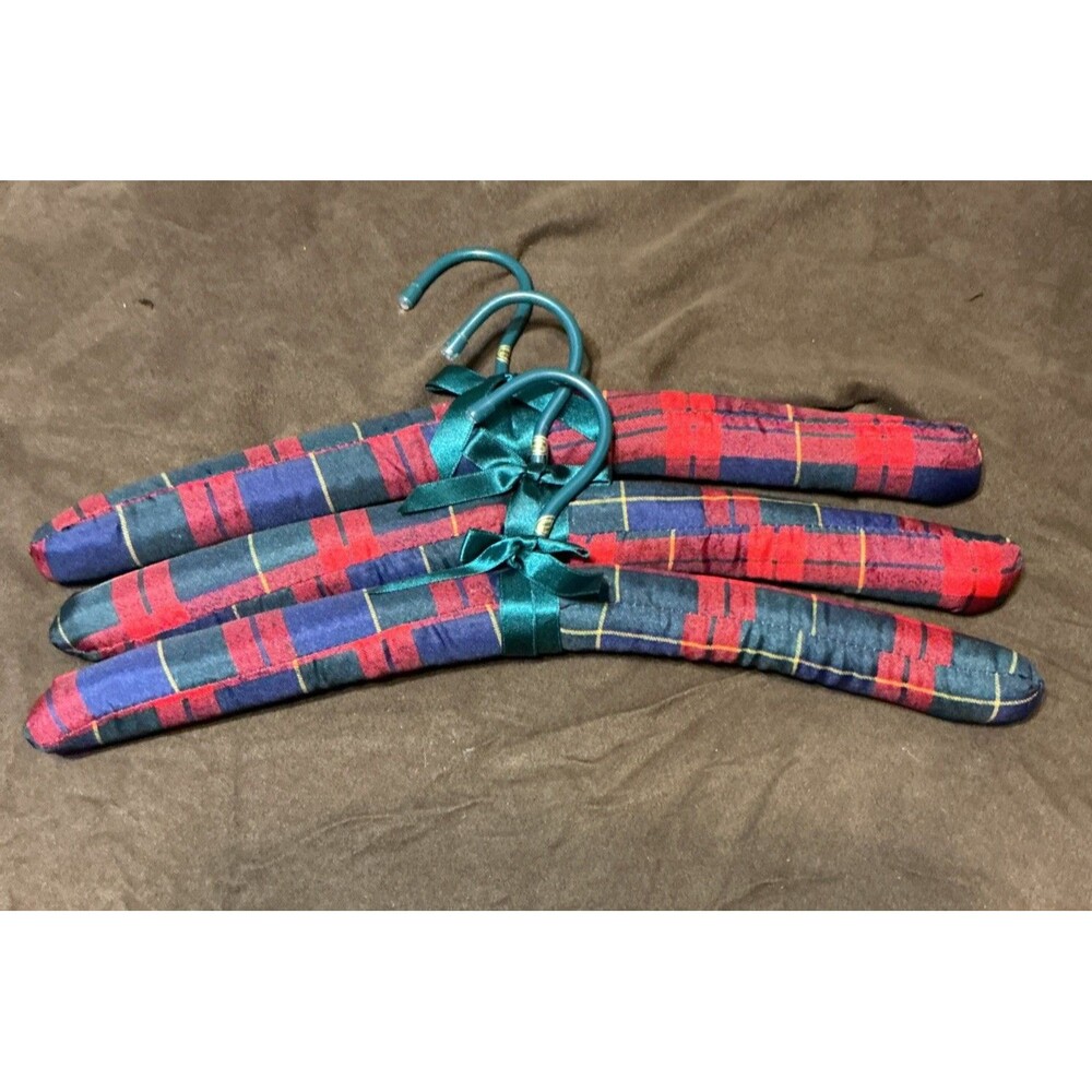 Plaid Padded Hangers Set Of 3 Satin Bow Green Red Blue Christmas Holiday